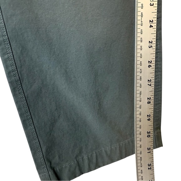 Vuori Barren Pant Classic Fit Shale Gray Colored Mens Size 33 - Picture 6 of 7